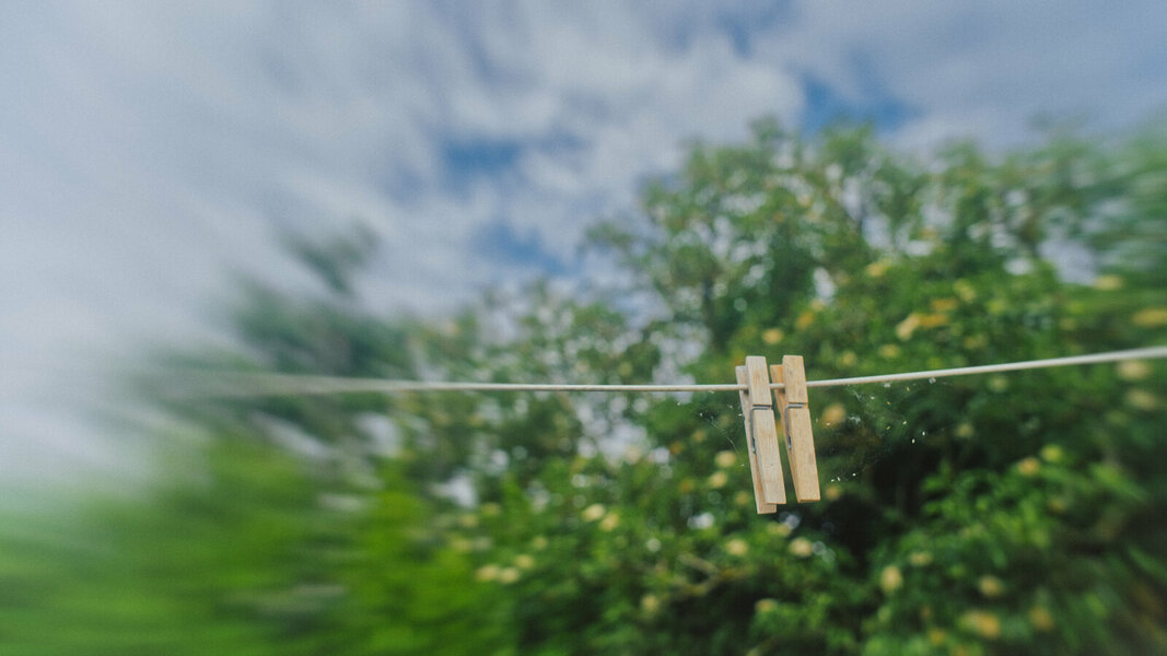 pegs - Vivitar 28mm [P12206].jpg
