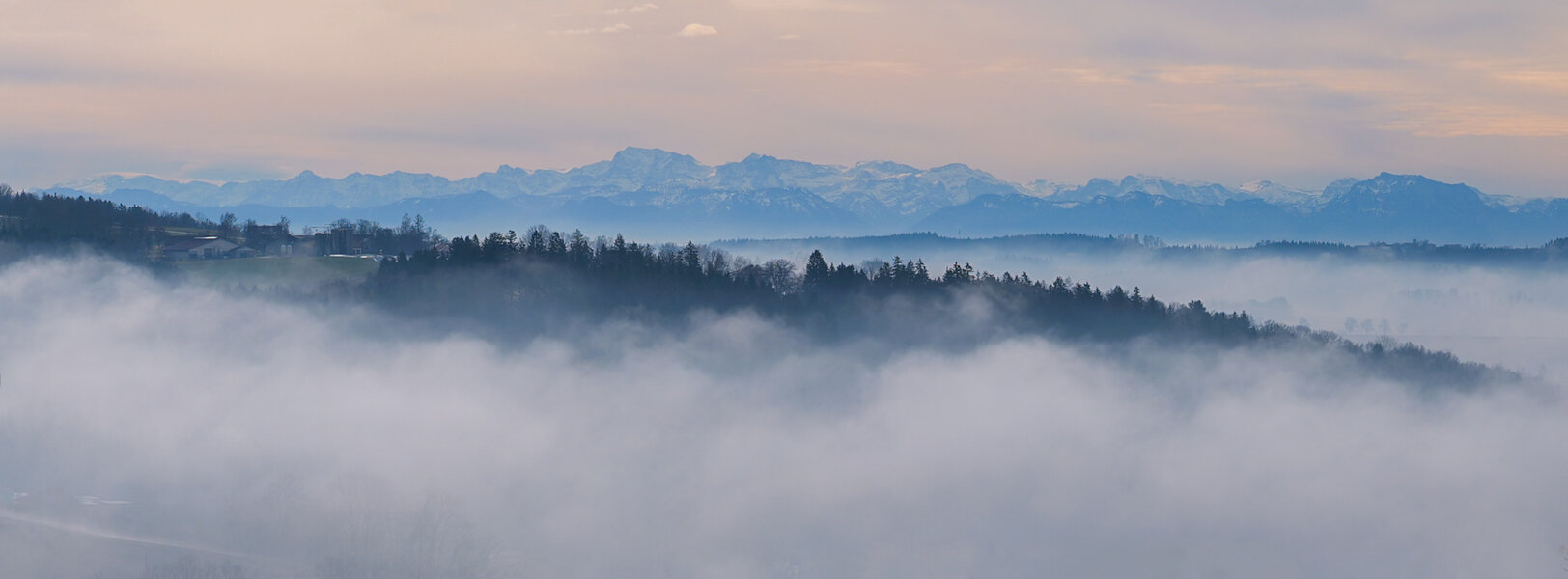 P1019089-Pano (1).jpg P1019089-Pano (1).jpg