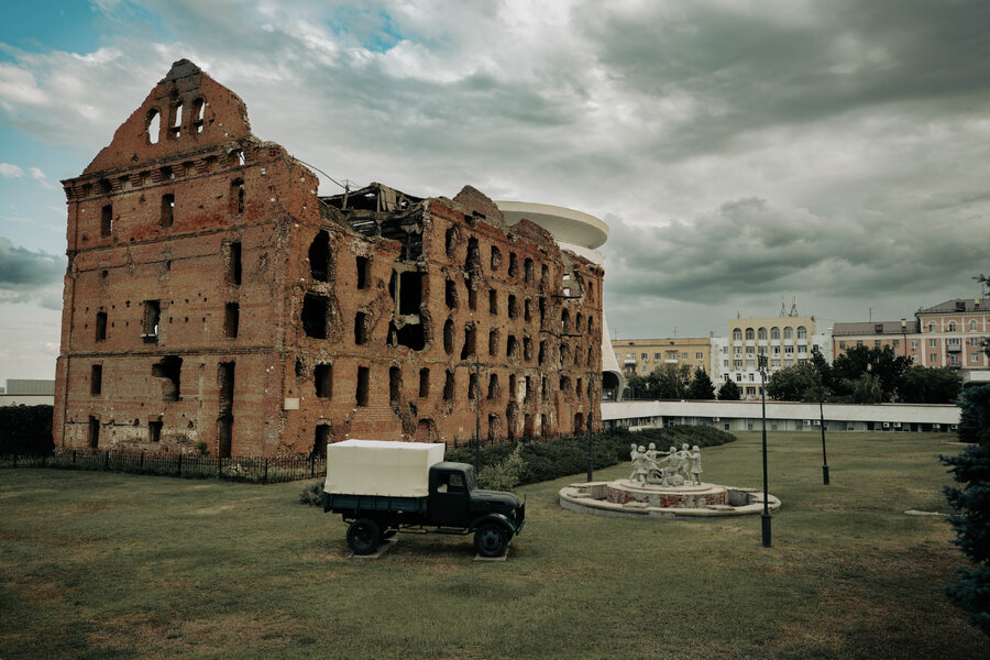 P1004706-2.jpg