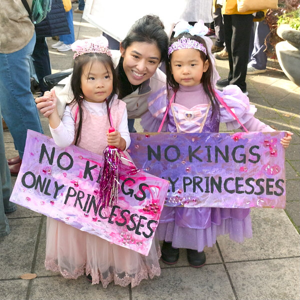 no-kings-protest-2-princess-girls-lake-oswego-or-251018-p1012740-1.15.1-cc.jpg
