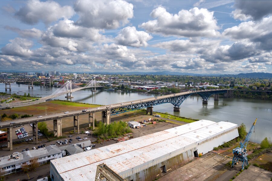 pjd_portland-or-skyline-oshu-view-tilikum-crossing-bridge-260417-p1013087_h.jpg