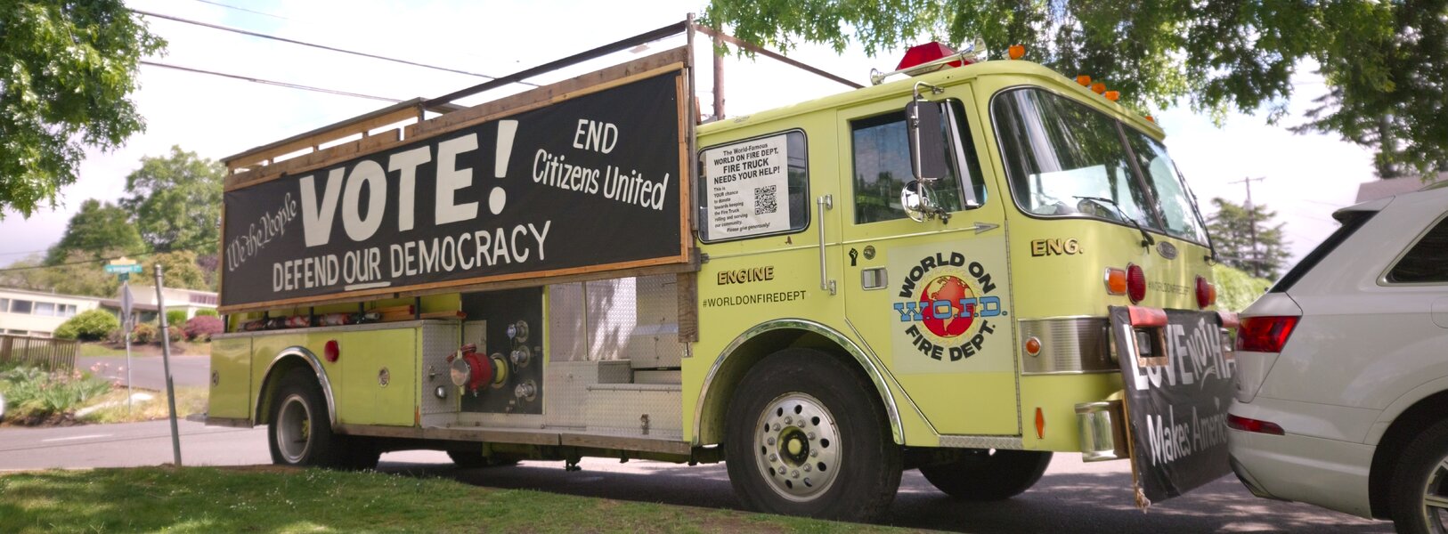 pjd_sw-sunday-parkways-world-on-fire-truck-260517-p1013119-p1_l.jpg