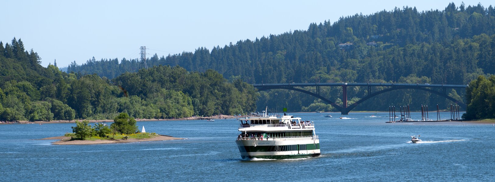pjd_260621-p1013548-portland-spirit-willamette-river_h.jpg pjd_260621-p1013548-portland-spirit-willamette-river_h.jpg