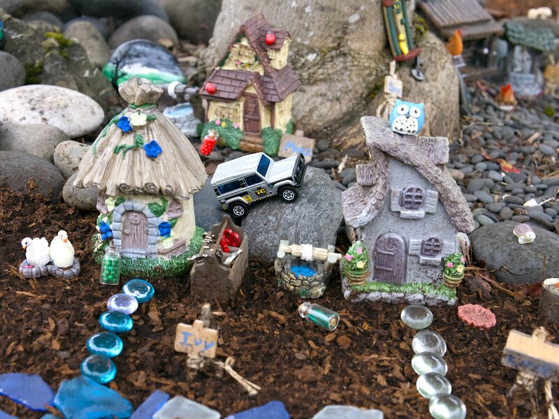 pjd_260701-p1003251-fairy-village-portland-or_h.jpg
