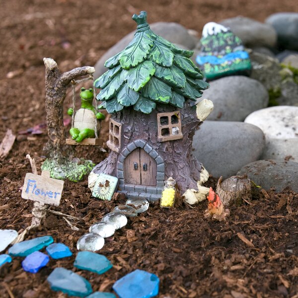 pjd_260701-p1003247-fairy-village-portland-or_h.jpg