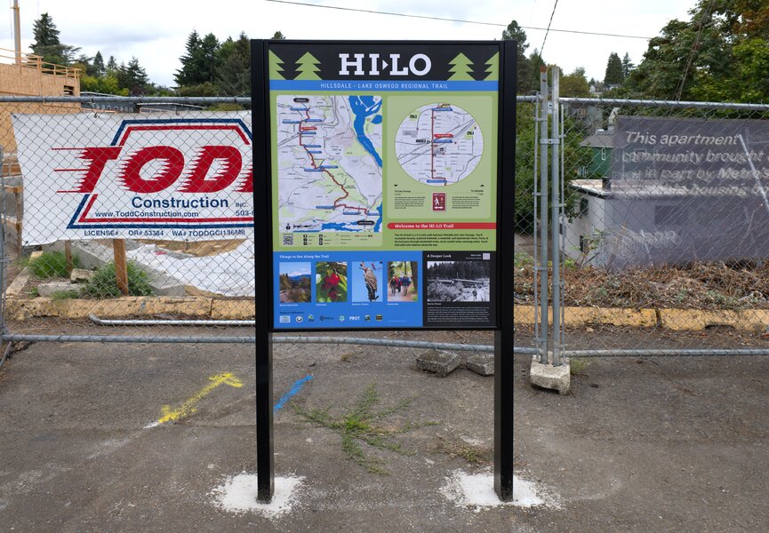 pjd_th4_hi-lo-sign-260912-p1014573_h.jpg