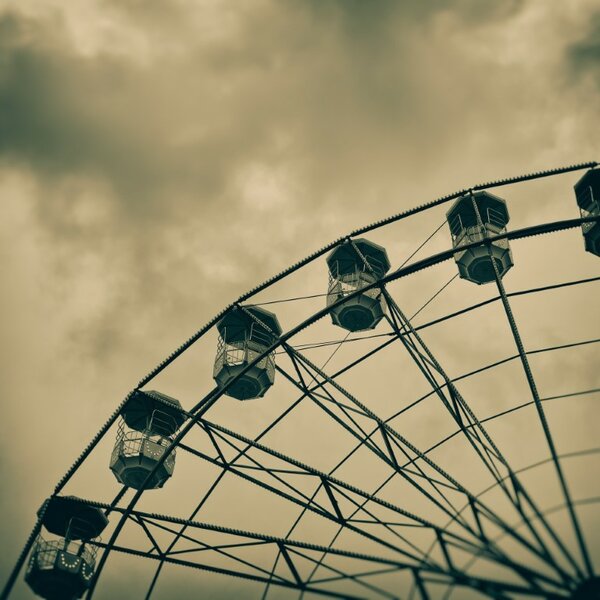 wheel [P20941] Pentax-M 50 F17 (Medium).jpg