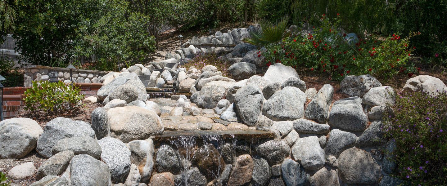 PS521623-Edit.jpg PS521623-Edit.jpg