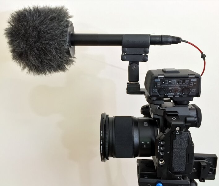 S5iiX custom L bracket + mic + DMW-XLR1 [side L].jpg