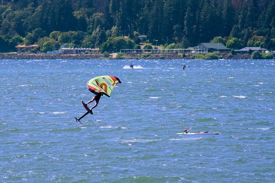 20240712-240712-pjd-columbia-river-sailboards-at-hood-river-oregon-usa-2-p1000429_wp.jpg