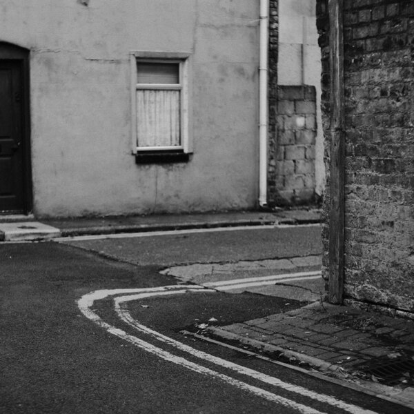 corner [P22640] Jena Pancolar 50 @ F28 (Medium).JPG